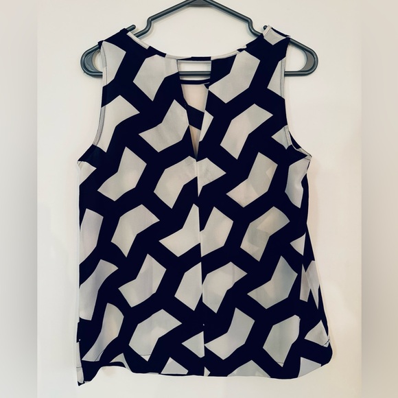 Geometric print sleeveless top Débardeur camisole Camaïeu noir blanc géométrique - Picture 3 of 3